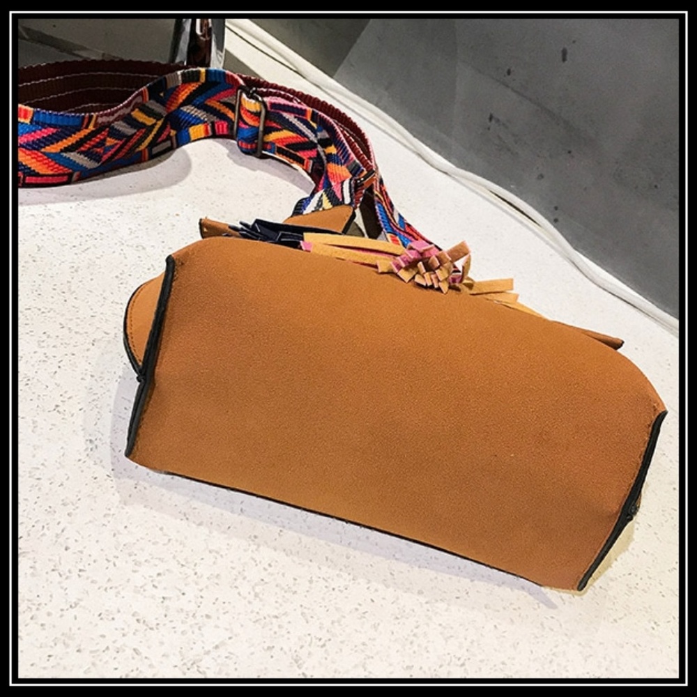 NEW FLORENCE Tassel Bag - Picture 6 of 8
